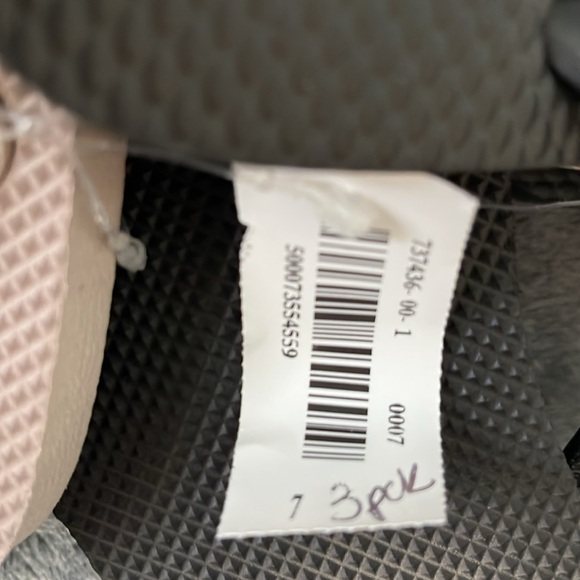 🆕 OLD NAVY Flip-Flop Bundle ~ 7 - Picture 10 of 10